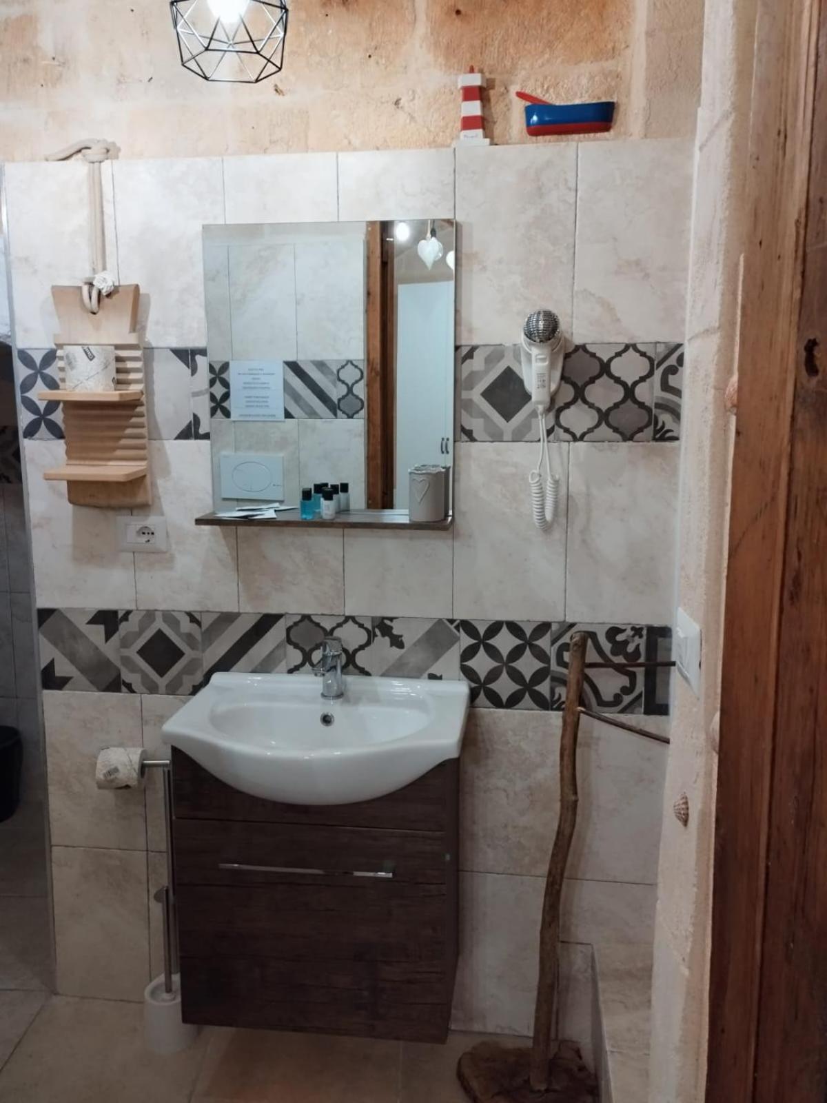 Ferienwohnung Dimora Don Camillo Monopoli Exterior foto