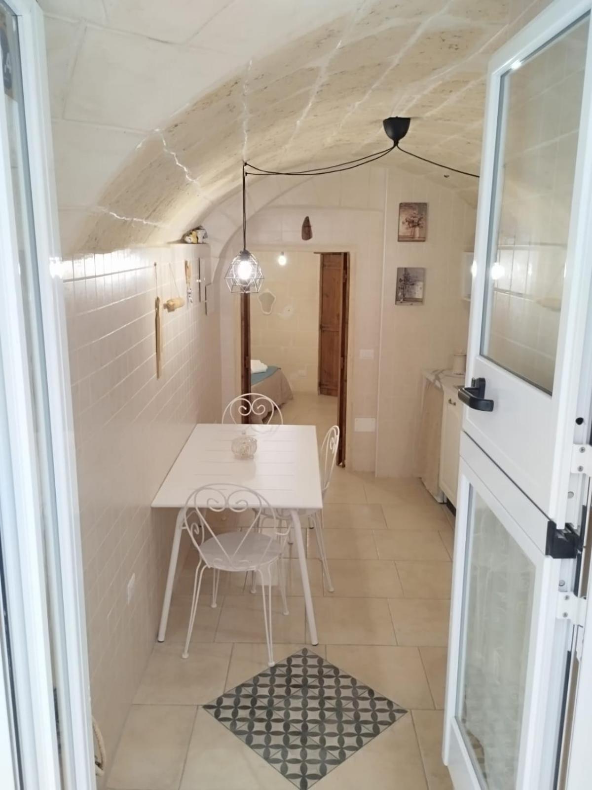 Ferienwohnung Dimora Don Camillo Monopoli Exterior foto